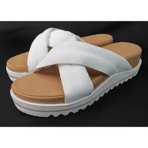 Nwt ROXY White Veria ARJL200806 Women's Sz 7 Leather Sandals